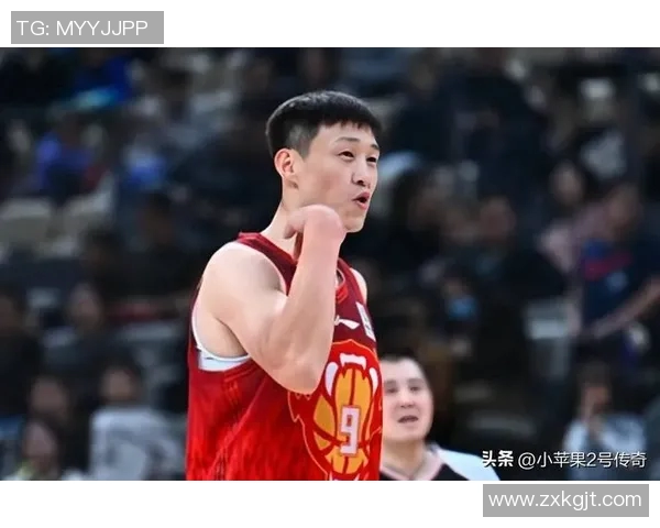 周鹏:从篮球场上的传奇到生活中的奋斗者,见证青春与梦想的交汇点 周鹏:从篮球场上的传奇到生活中的奋斗者,见证青春与梦想的交汇点