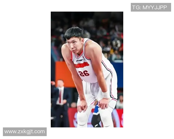 周琦的篮球之路:从青涩少年到国际赛场的闪耀明星 周琦的篮球之路:从青涩少年到国际赛场的闪耀明星