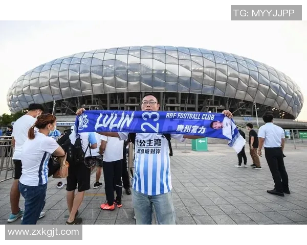呼和浩特主场迎战广州富力期待精彩对决与球迷激情共鸣 呼和浩特主场迎战广州富力期待精彩对决与球迷激情共鸣