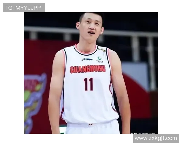 周鹏:从篮球场上的拼搏者到社会公益的积极推动者的成长之路 周鹏:从篮球场上的拼搏者到社会公益的积极推动者的成长之路