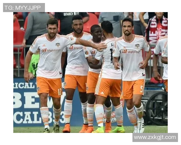 2019年休斯敦迪纳摩对阵达拉斯的精彩比赛回顾与分析