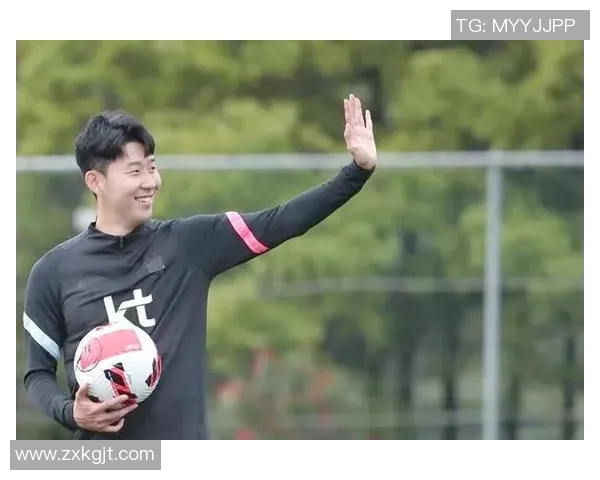 孙兴慜与萨拉赫的巅峰对决谁能在绿茵场上书写传奇新篇 孙兴慜与萨拉赫的巅峰对决谁能在绿茵场上书写传奇新篇