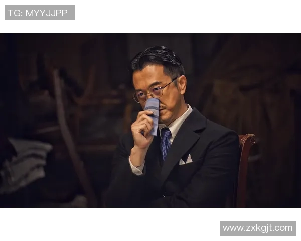 张帆在职场中的成长与挑战如何塑造他的职业生涯与人生观