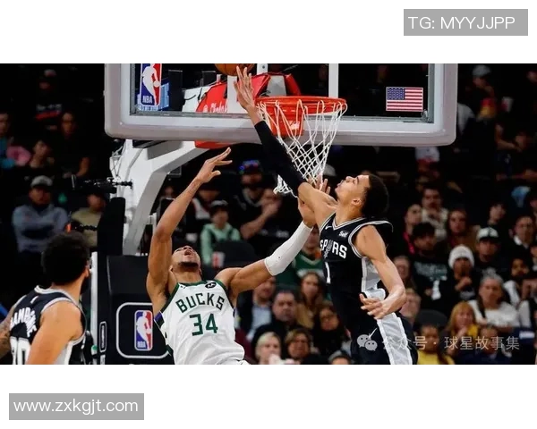 文班亚马场均20分10篮板3盖帽表现卓越新秀奖争夺已无悬念