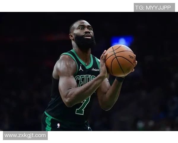 杰伦布朗的崛起与挑战：探索他在NBA的影响力与未来发展