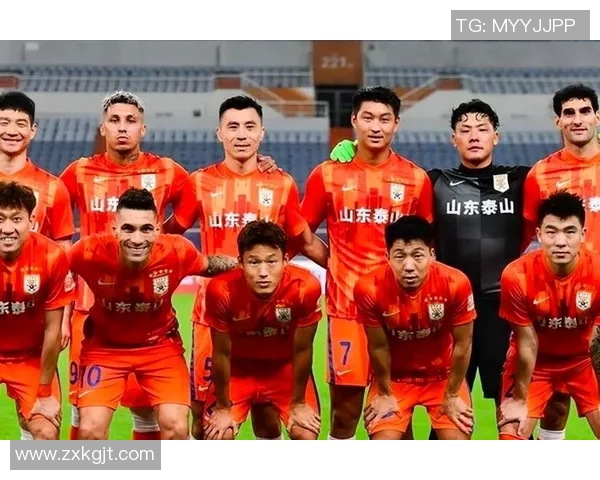 山东鲁能与天津亚的激烈对决展现中超联赛的精彩与魅力