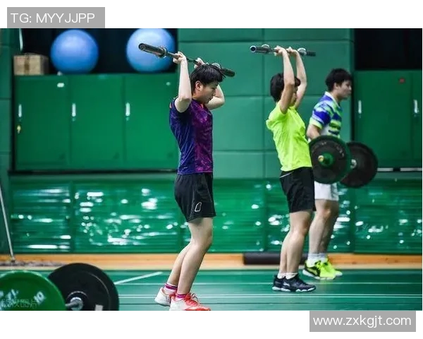 科学羽毛球训练方法探讨与实践提升运动表现的有效策略MBA