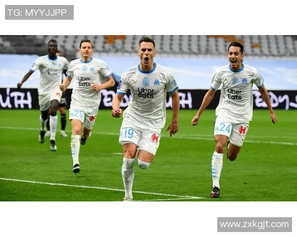 2017法甲精彩对决里昂迎战摩洛哥球队展现足球魅力 2017法甲精彩对决里昂迎战摩洛哥球队展现足球魅力