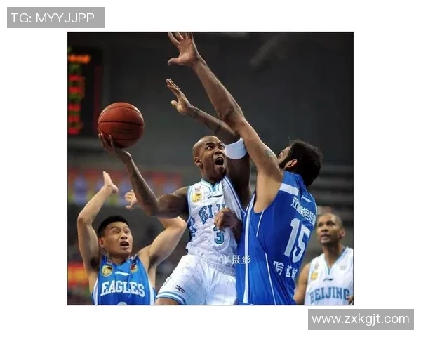 北京篮球队实力对比深度解析及未来发展趋势探讨 北京篮球队实力对比深度解析及未来发展趋势探讨