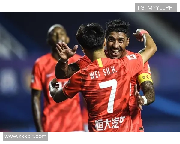 广州恒大迎战法国球队期待精彩对决展现足球魅力与团队精神 广州恒大迎战法国球队期待精彩对决展现足球魅力与团队精神