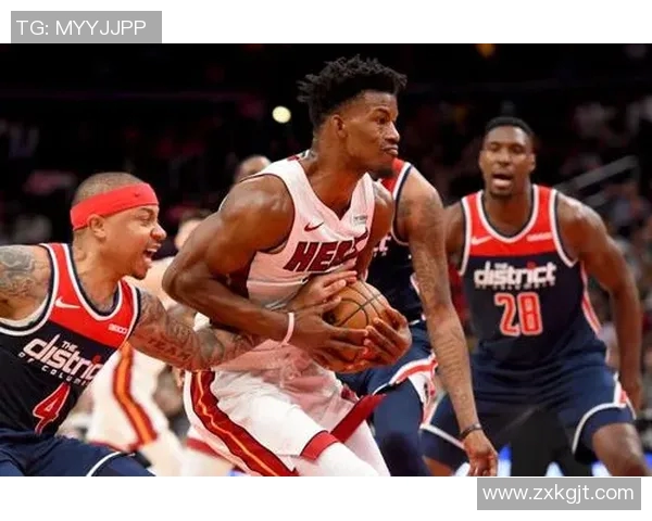 帕兰卡对决直播全程回顾精彩瞬间与战术分析 帕兰卡对决直播全程回顾精彩瞬间与战术分析