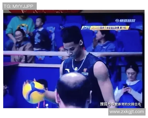 杭州足球队逆袭之路：精英赛特别报道揭示奋斗与荣耀的背后故事