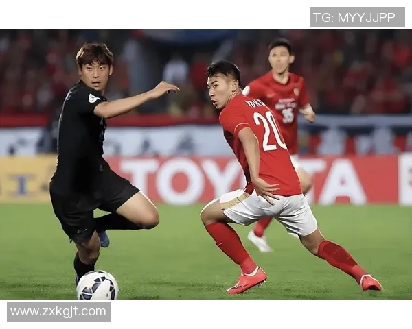 熊本深红与大分深红的激烈对决谁能在赛场上笑到最后 熊本深红与大分深红的激烈对决谁能在赛场上笑到最后